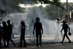 Ziguinchor : Chaudes échauffourées Entre La Police Et Les Partisans D 